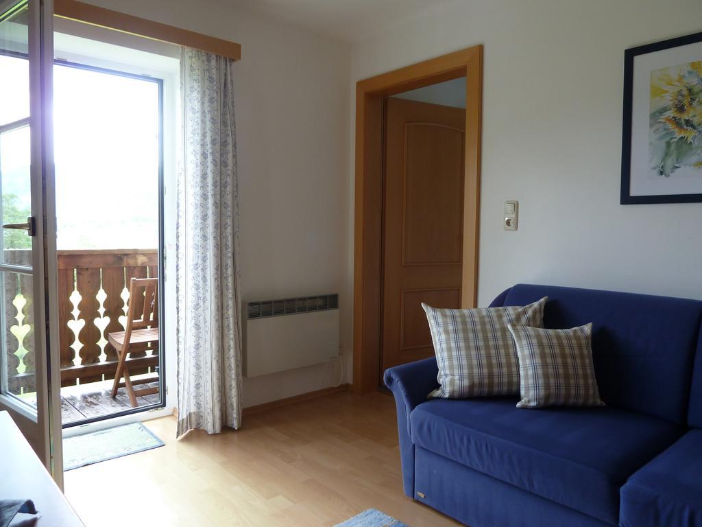 Haus Schoenblick Apartamento Strobl Quarto foto